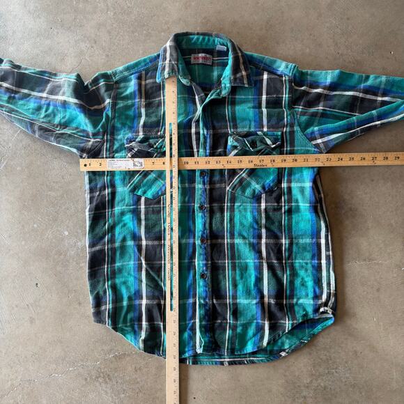 VTG 80S GREAT NORTHWEST PLAID FLANNEL SHIRT FALL GREEN MENS MEDIUM HOLE IN ARM - Picture 4 of 5
